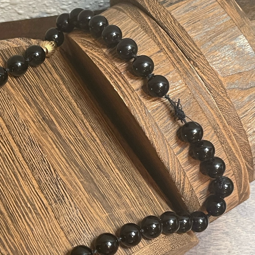 14KT Yellow Gold Beaded Station Black Onyx Beaded Necklace 34” Length - Picture 11 of 16